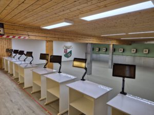 Wieder alles für den normalen Schießbetrieb hergestellt.